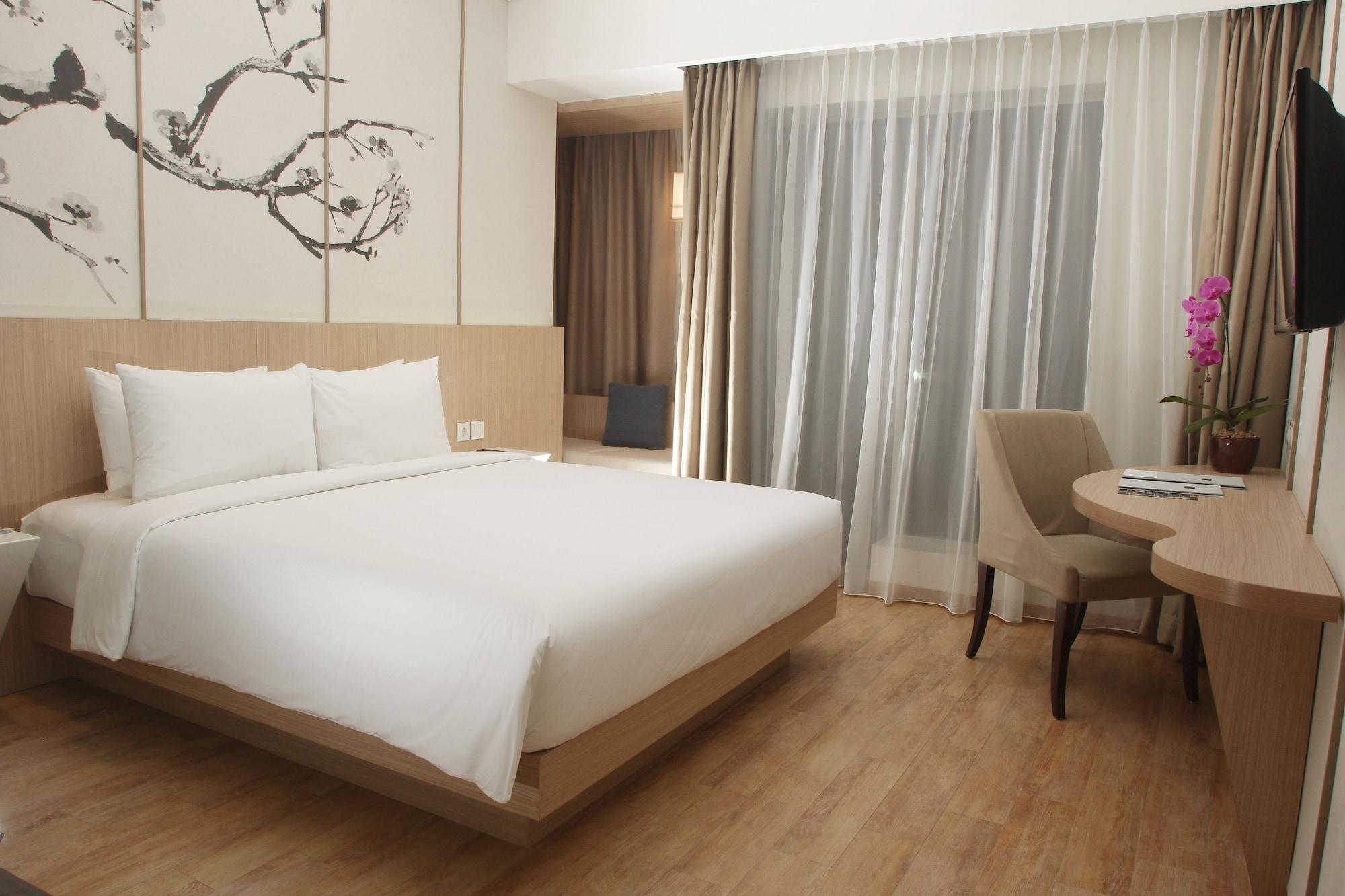 Hotel Santika Mega City Bekasi Ngoại thất bức ảnh